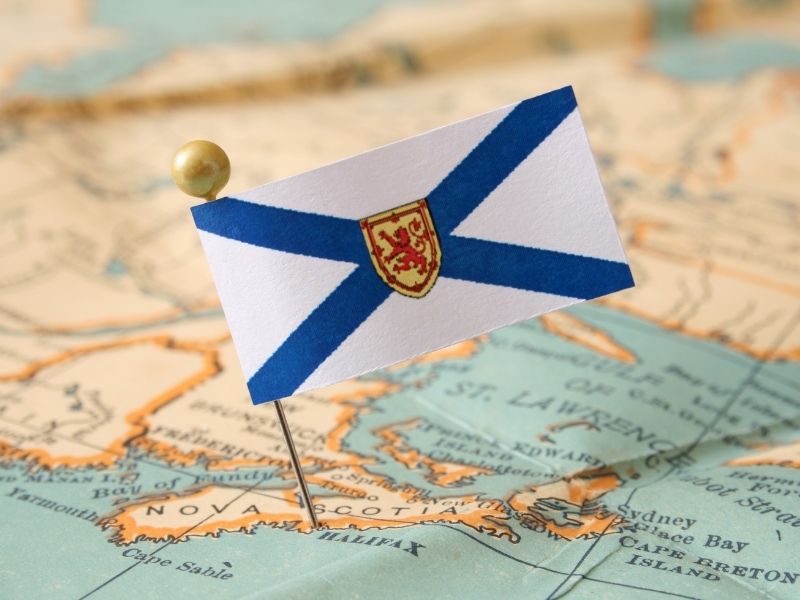 Starting a business in Nova Scotia (map and flag)